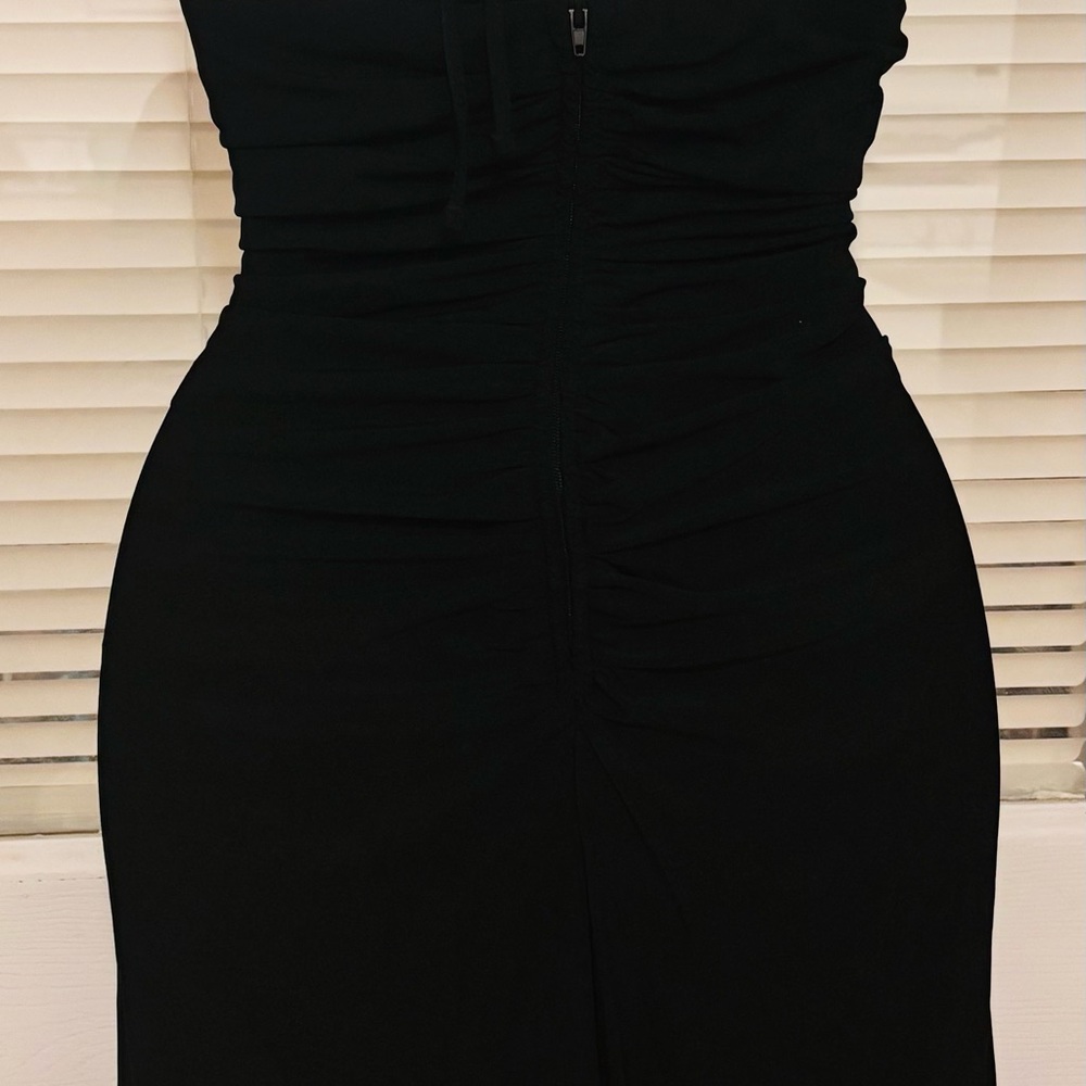 Premier Black Ruched Dress - Picture 3 of 4